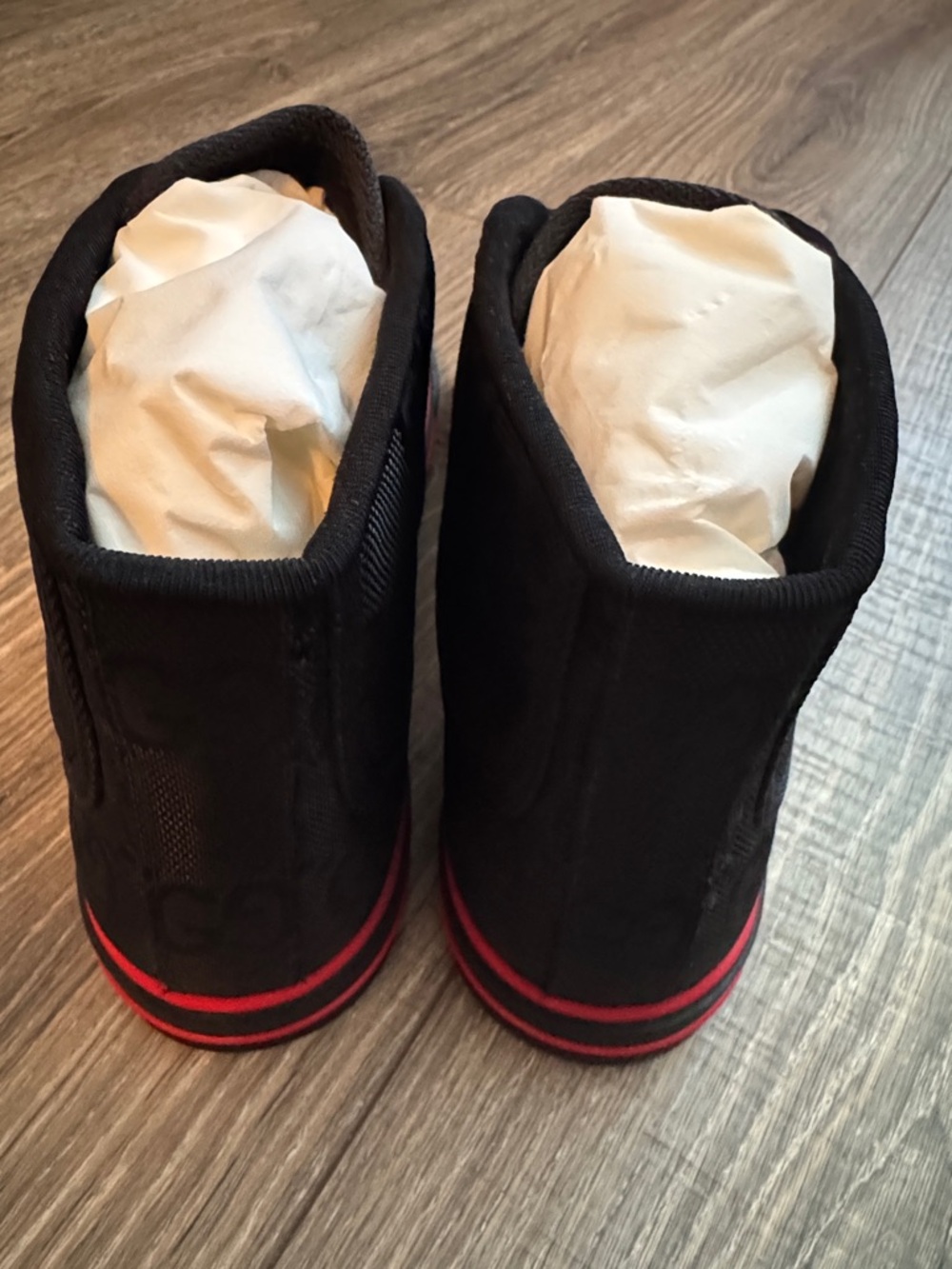 Gucci Men's Black High-Top Sneakers with Red & Green Web Stripe - Picture 5 of 12